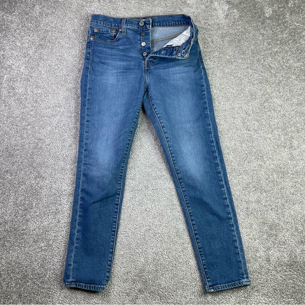 Levi’s Wedgie Jeans Women's 26 Blue Skinny High Rise Medium Wash Button Fly